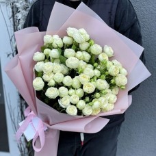 Bouquet of 11 peony spray roses