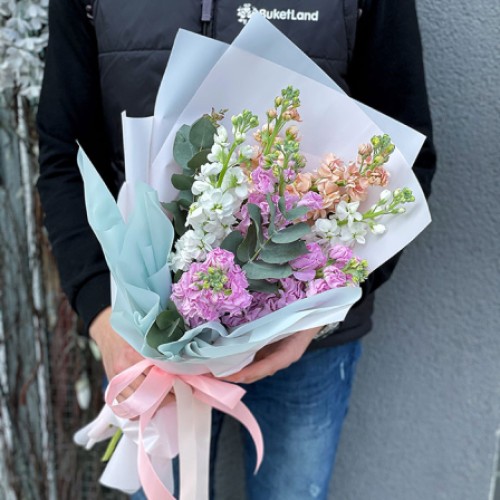 Bouquet of flowers 