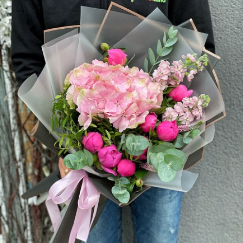 Author's bouquet from the florist 