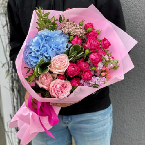 Bouquet of flowers 