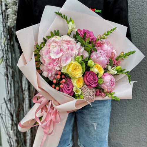 Bouquet of flowers 