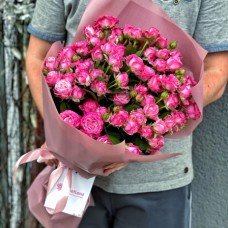 Bouquet of 11 pink spray roses (Usual)