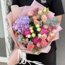 Author's bouquet of flowers «Ruby» (Usual)