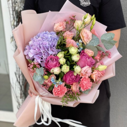 Author's bouquet of flowers «Ruby» (Usual)