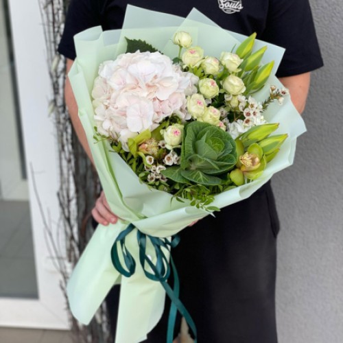 Author's bouquet of flowers «Veronica» (Usual)