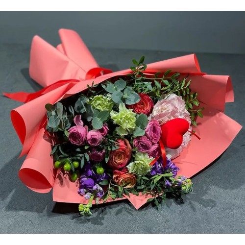 Author's bouquet of flowers «With Love» (VIP)
