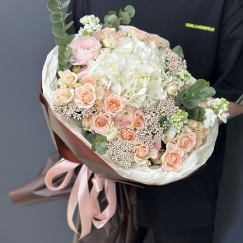 Bouquet of flowers 