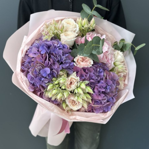 Bouquet of flowers 