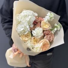 Author's bouquet of flowers "Holly" (Usual)