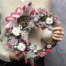 Winter Wreath Blush