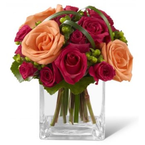 20 Red And Orange Roses, 5 Hypericum (Standard)