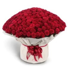 Scarlet Splendor Crimson Bouquet