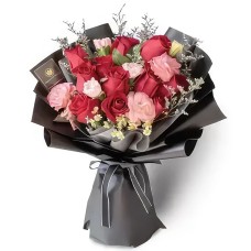 Timeless Elegant Flower Bouquet