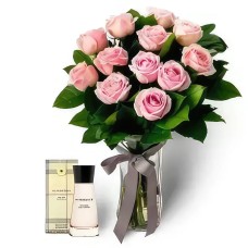 Feminine Charm Pink Roses Bouquet