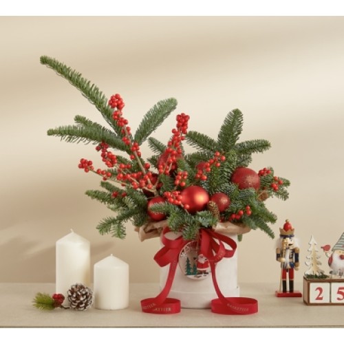 Red Berry Holiday Arrangement