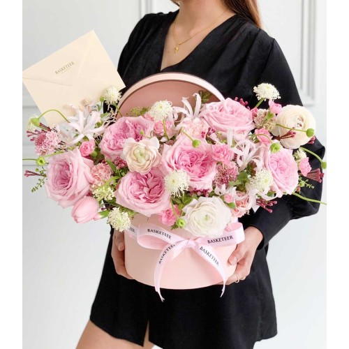Sweet Pink Admirer's Roses Box