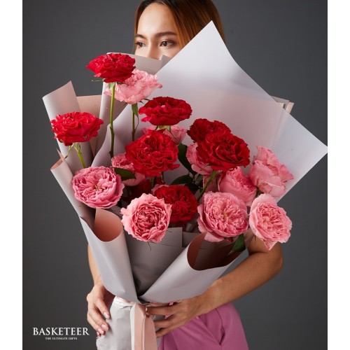 Sweet Mayra's Hot Pink and Mayra Pink Roses Bouquet