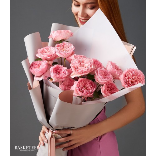 Romantic Pink Mayras's Roses Bouquet