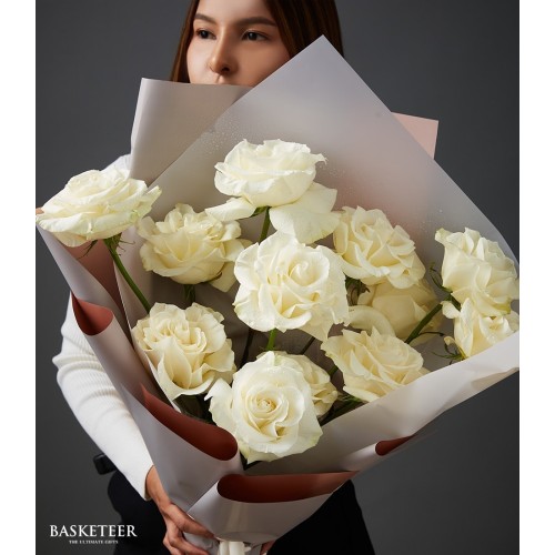 Frosty Elegance Rose Bouquet