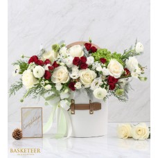 Sweet Love Whispers Flowers Gift Box