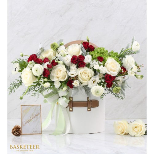 Sweet Love Whispers Flowers Gift Box