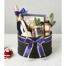 Holiday Wine and Snacks Gift Box
