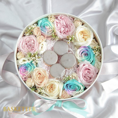 Macarons With Marshmallow Roses Box Set