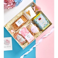 Sip and Savor: Cookie & Tea Collection