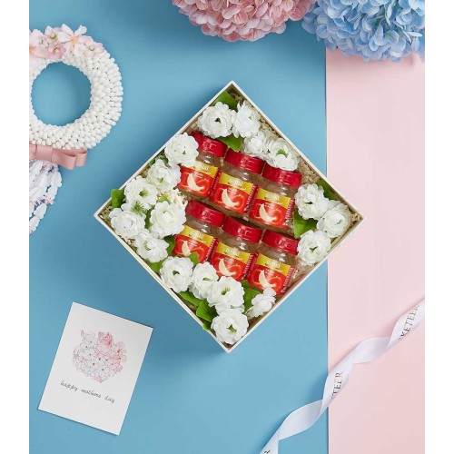 Elegant Mother's Day Gift Set