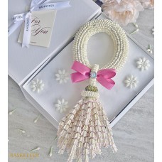 Fresh Garland gifts box