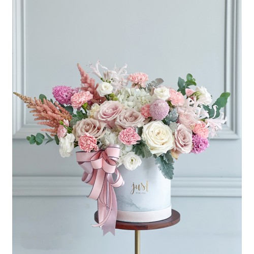 Love Mom Flower Gifts Box