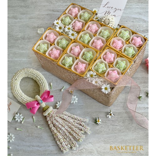 Fresh Garland & Layered Dessert Gifts Basket