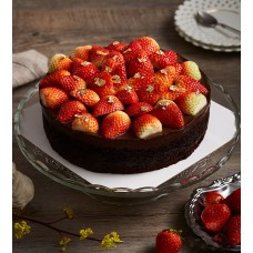 Soft Chocolate Cake with Strawberry