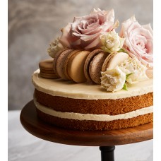 Sweet Macarron Vanila Butter Cake