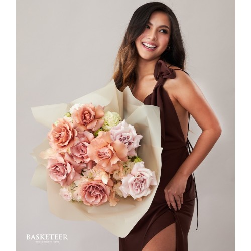 Blooming Toffee Roses Bouquet