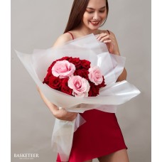 Charming Roses Bouquet for Valentine's day