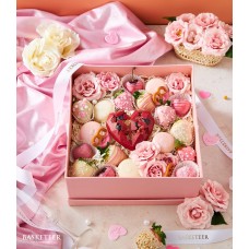 Heart Chocolate With Sweet Chocolate Covered Strawberries