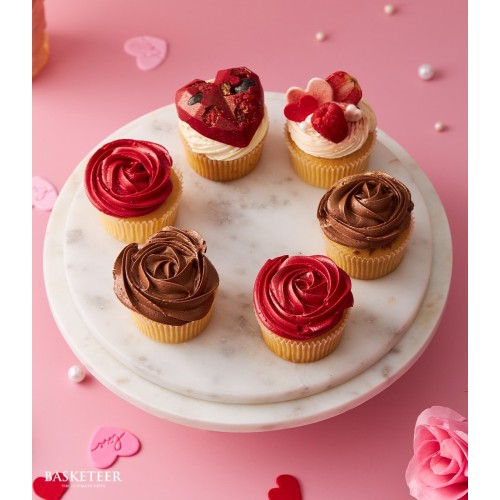 Forever Love Vanilla Buttercream Cupcakes