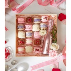 Sweetheart's Wine & Macarons Gift Set