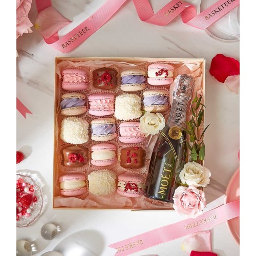 Love-Infused Wine & Macarons Set