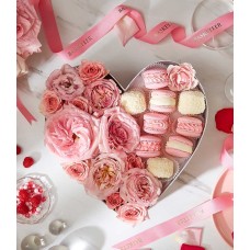 Sweet Macarons Roses Gift