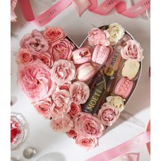Sweet Blossoms Wine Macarons Gift