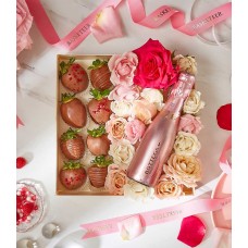 Chocolate-Dipped Strawberry Wine Gift