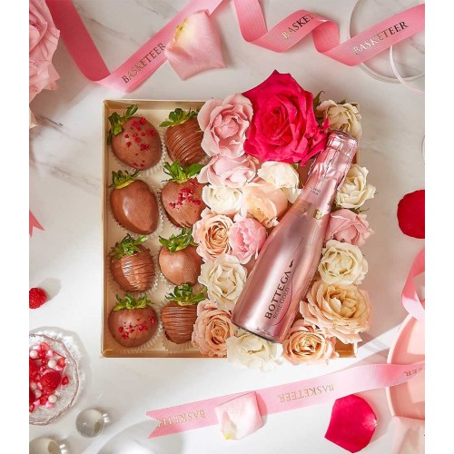 Chocolate-Dipped Strawberry Wine Gift