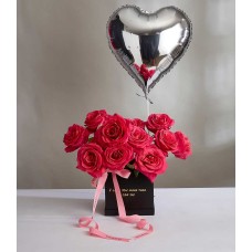 Pink Floyd Heartfelt Balloon Bouquet