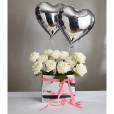 Snowy Heart Rose Set