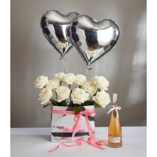 White Playa Blanca RoseWith Wine and Heart Balloons Set