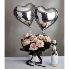 Valentine's Quicksand Rose Collection Gift