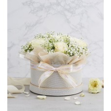 The White Flowers Gift Box