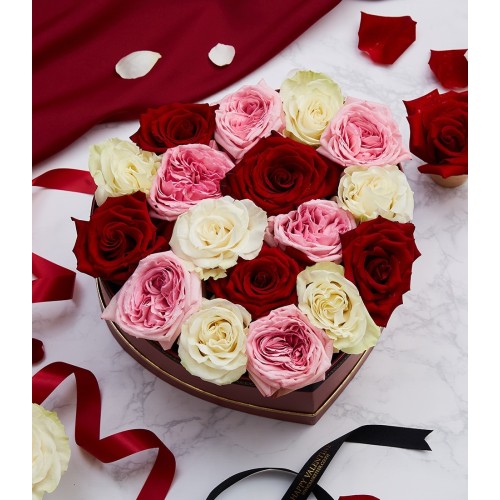 The Glamorous Roses Gift Box